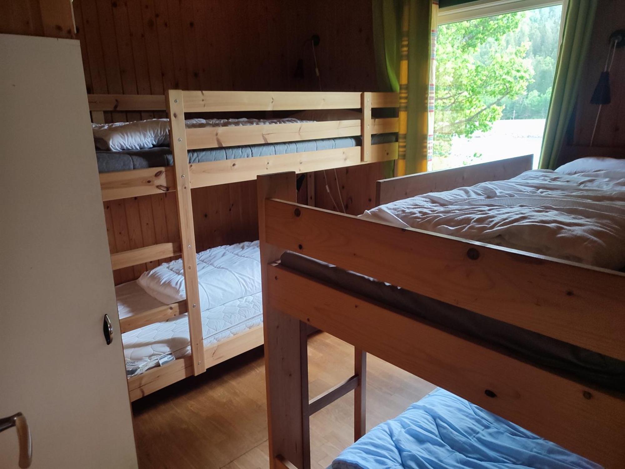 Strandheim Two-Bedroom Cottage Birkeland Luaran gambar
